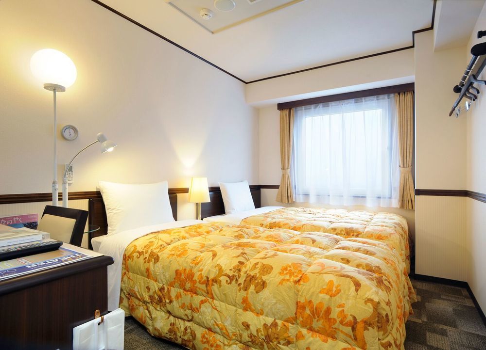 Toyoko Inn Tokyo Yamanote Sen Otsuka Eki Kita Guchi No 2 מראה חיצוני תמונה