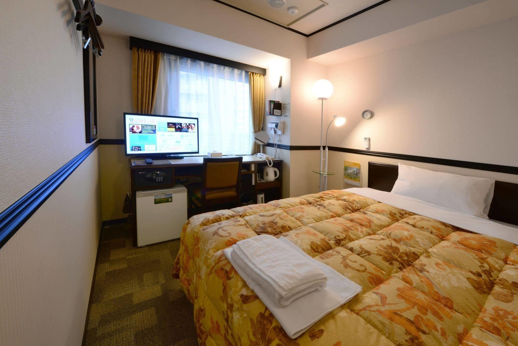 Toyoko Inn Tokyo Yamanote Sen Otsuka Eki Kita Guchi No 2 מראה חיצוני תמונה